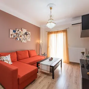Apartment Apricot By Halu! Cozy Next To Agia Sophia Metro Station, Thessaloniki