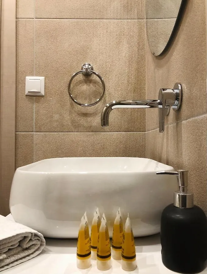 J Villara'S Luxury Suites Thessaloniki